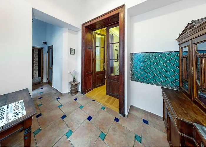 Ada Old Town 7 Apartment